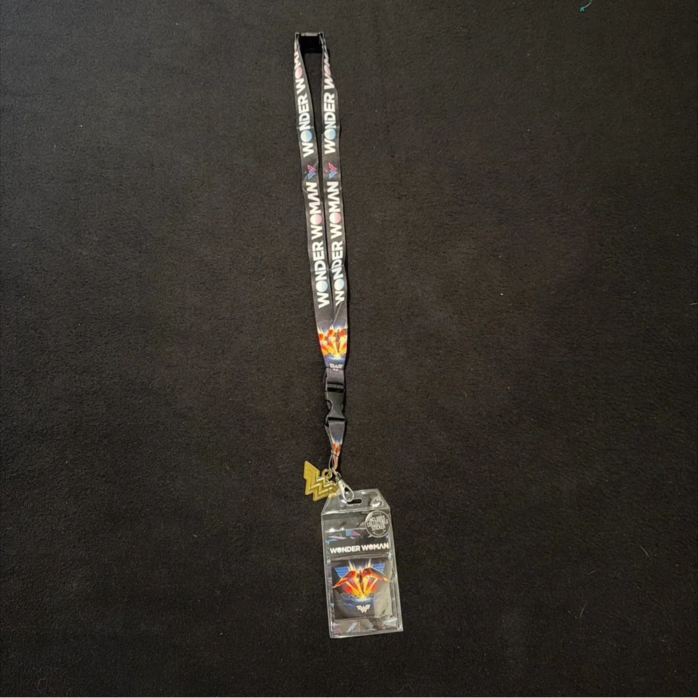 New Wonder Woman Lanyard New Key Chain With Gold Logo Plastic ID Holder